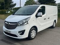 VAUXHALL VIVARO