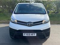 TOYOTA PROACE